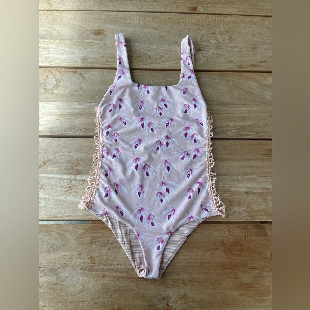 Acacia Bordeaux one piece in size small in island orchid